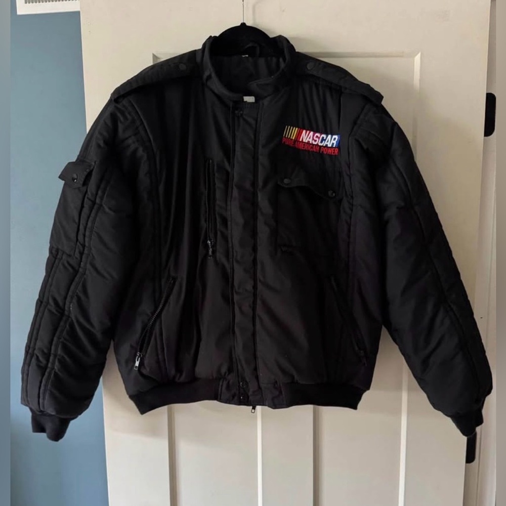 NASCAR Men’s black jacket Chase Authentics XL